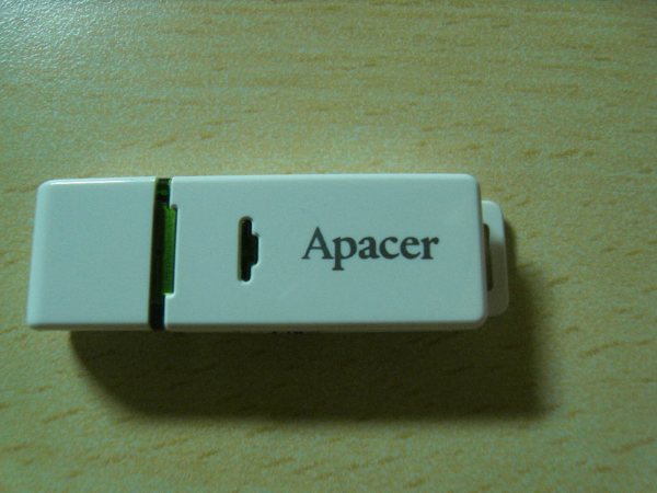 新买的Apacer 4G 优盘